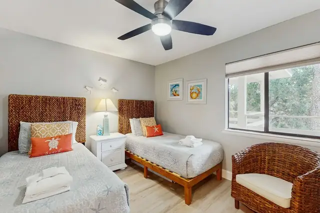 Bedroom at Fiddler’s Cove 27E
